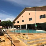Diroma Fiori Com 1 Suite E Banheiro Social Extra