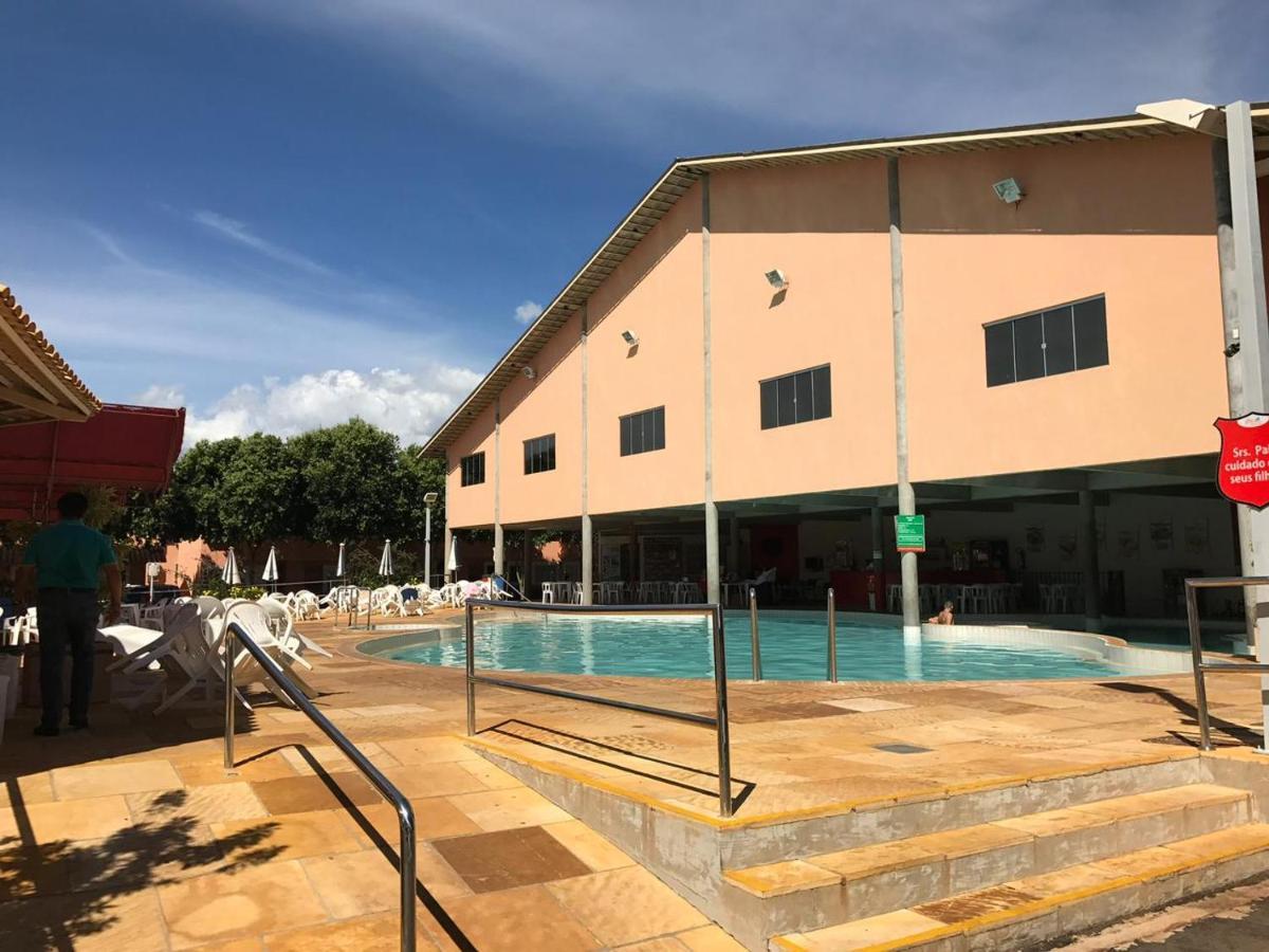 Diroma Fiori Com 1 E Banheiro Social Extra *